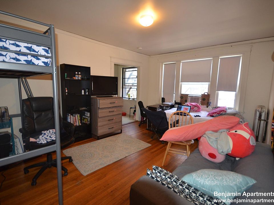 2nd image of 88 Washington St APT 26H