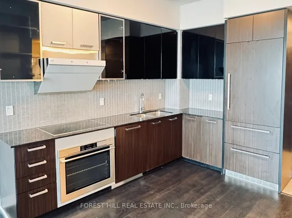 5162 Yonge St, Toronto, ON