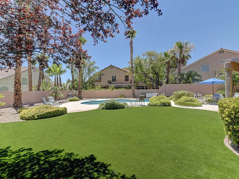8437 Willowleaf Ct — Photo 47
