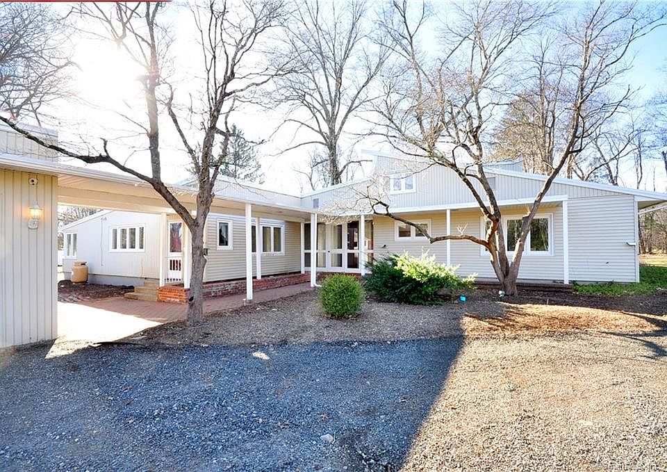 185 Hamilton Ave, Watertown, CT 06795 MLS 170550739 Zillow