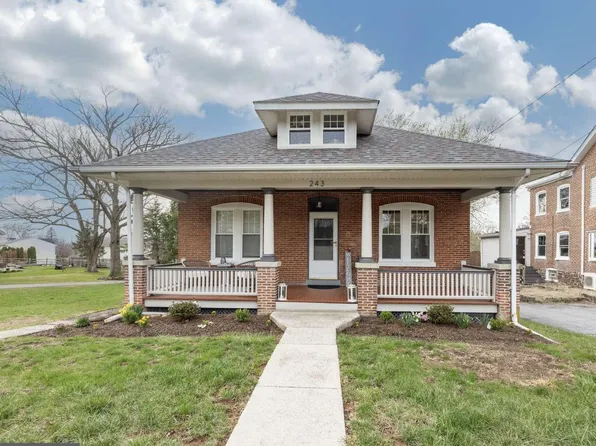 243 N Pleasant View Rd, Pottstown, PA 19464