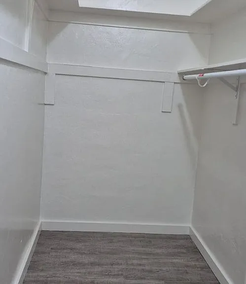 2325 Ocean View Ave — Photo 3