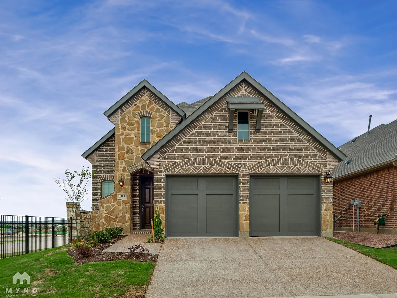 3 bed, 3.5 bath, 2679 sqft, $4,049 — Photo 1