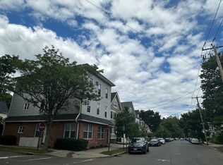 106 Foster St #1, New Haven, CT 06511