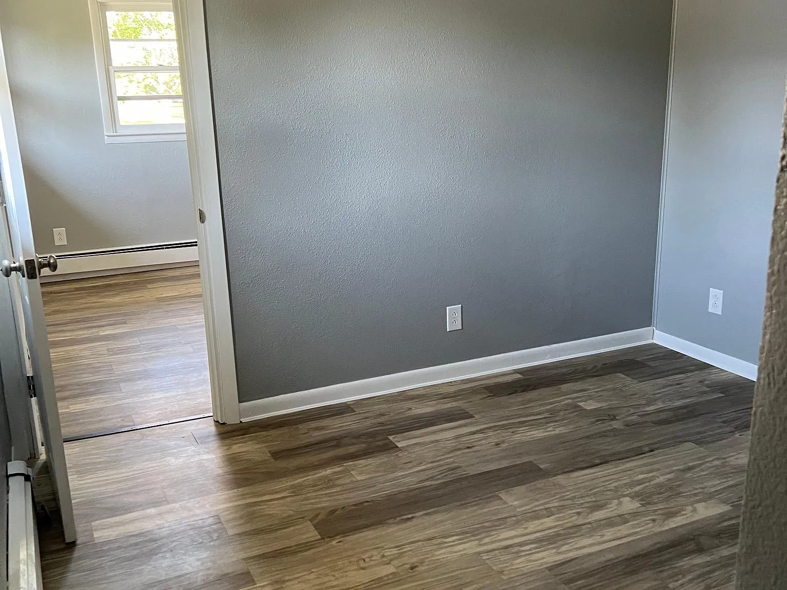 301 S Western Ave — Photo 4