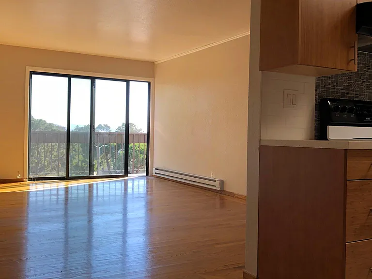 5179 Diamond Heights Blvd — Photo 2