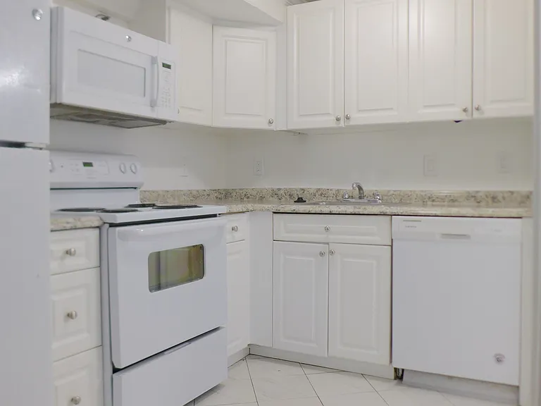 71 Harvard Ave — Photo 13