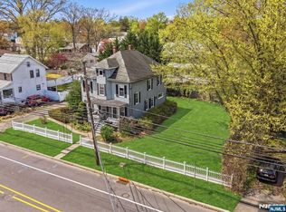 219 Livingston St, Northvale, NJ 07647