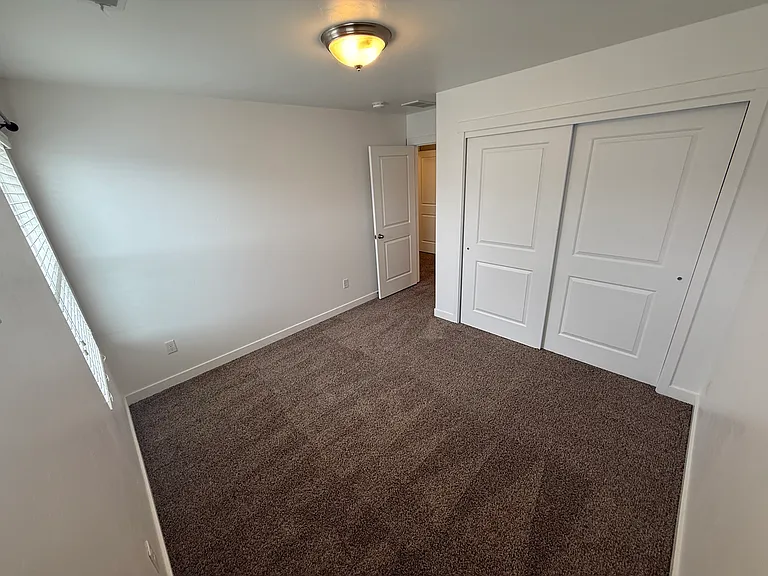 3659 W Golden Sky Ln — Photo 17