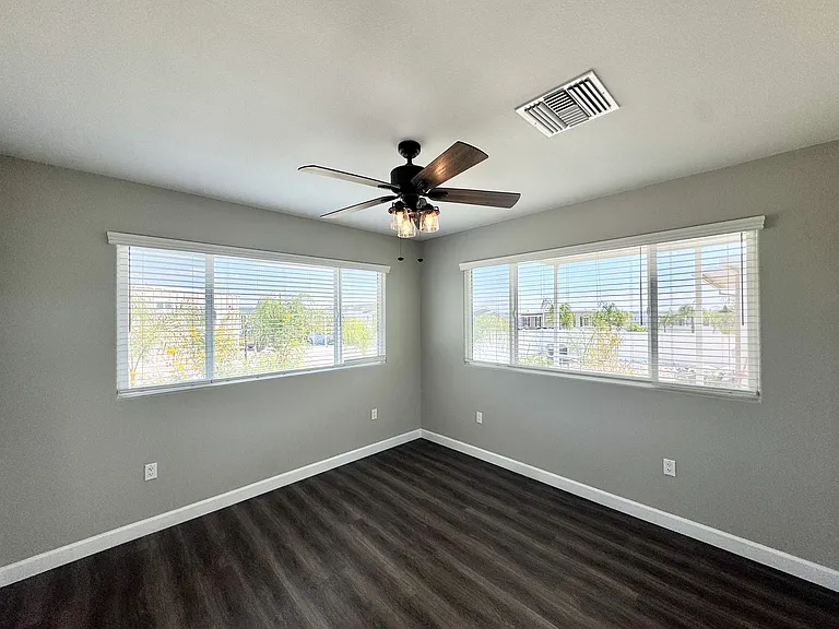 1134 Villa Calimesa Ln — Photo 6