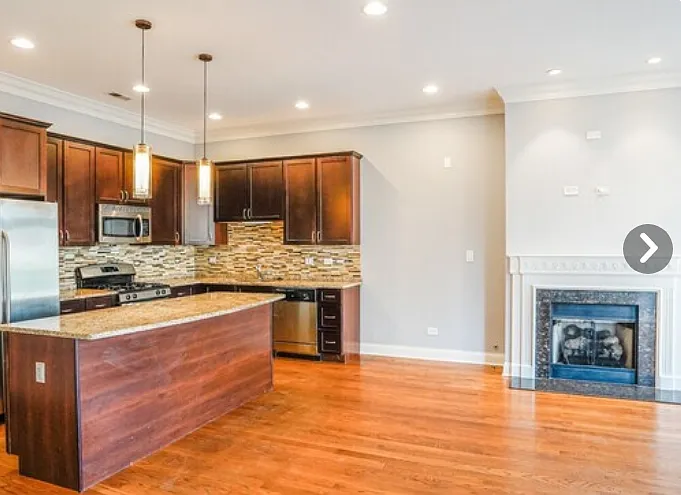 218 N Halsted St #2 — Photo 1