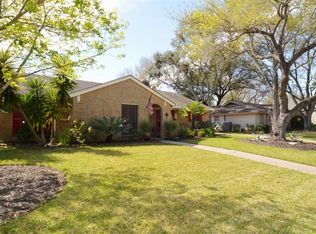 1627 Antigua Ln, Houston, TX 77058