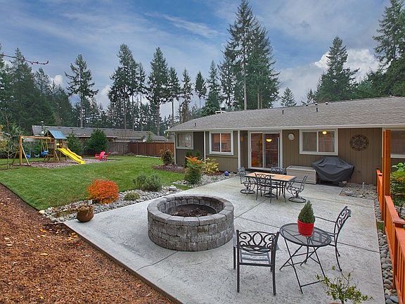 4th image of 13320 97th Ave NW