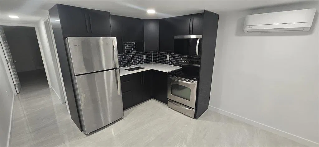 1 bed, 1.0 bath, 2193 sqft, $1,400 — Photo 1
