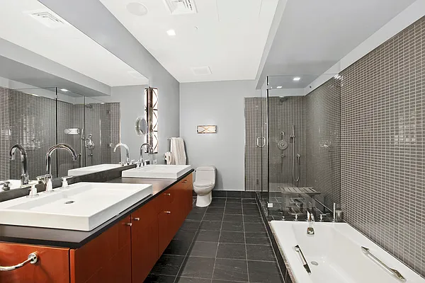 Sold by Corcoran | media 29