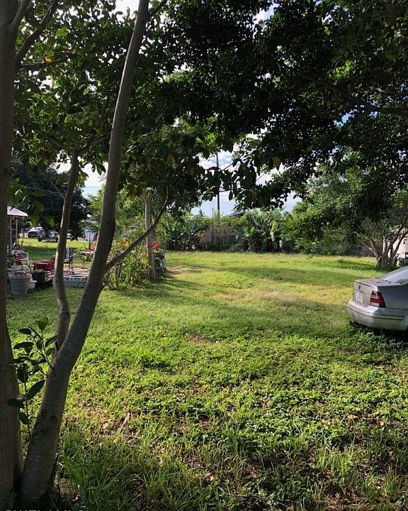 2nd image of 814 & 818 E Ventura Ave