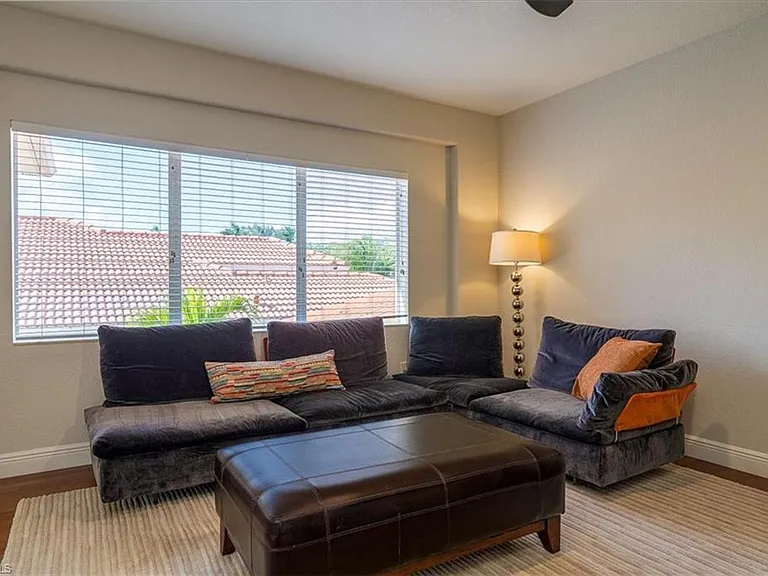 7703 Martino Cir — Photo 22