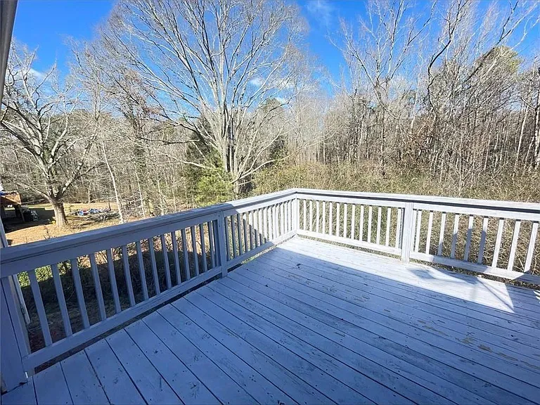 1068 S Gordon Rd — Photo 19