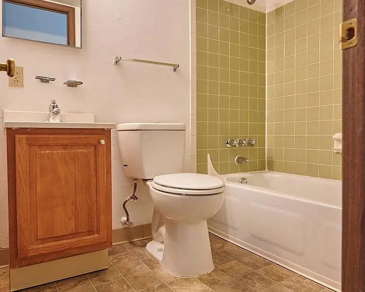 Summit Apartments - Latrobe, PA — Photo 30