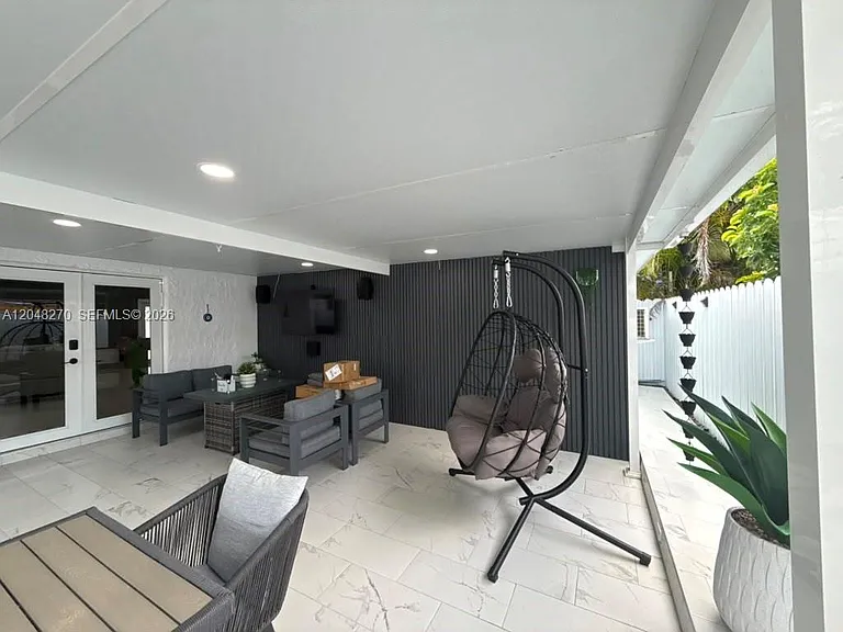 14305 SW 182nd Ter — Photo 23