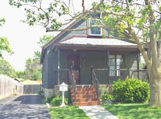 911 Jasper St, Joliet, IL 60436