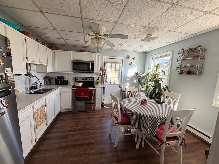 102 W State St #1 — Photo 15