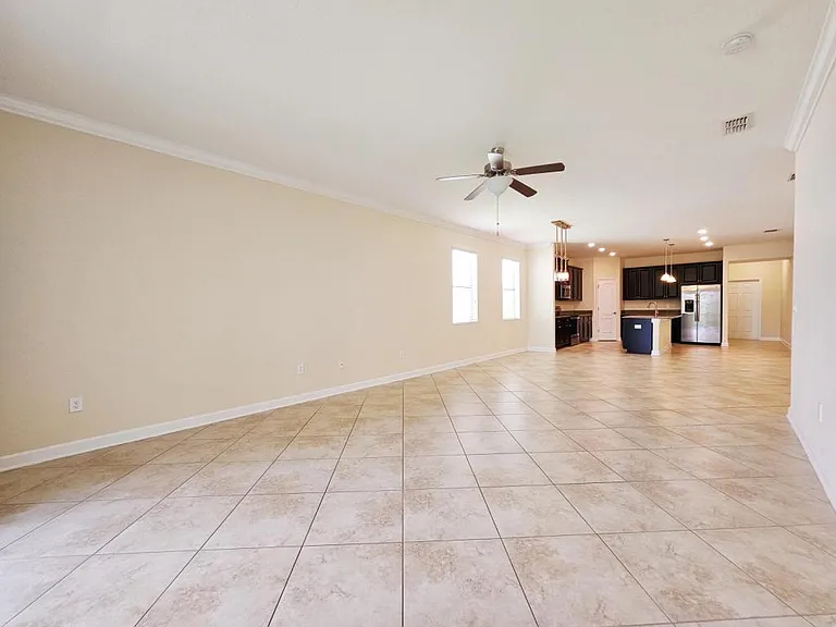 7468 Fairgrove Ave — Photo 13