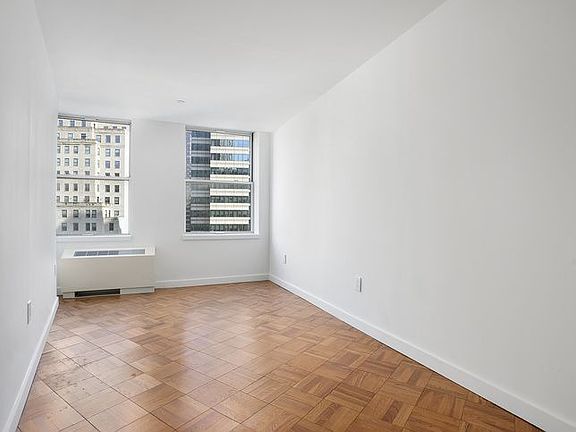 4th image of 20 Exchange Pl APT 2101