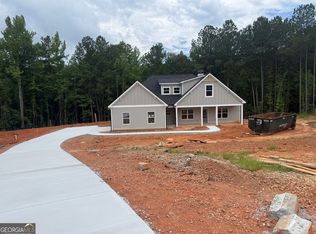 61 Root Dr #18, Newnan, GA 30263