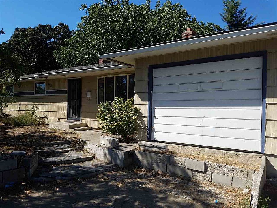 1st image of 2516 W Francis Ave