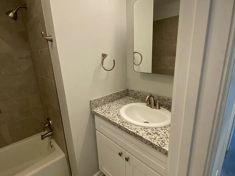 Bathroom #1 (shared by bedroom #1 & 2)