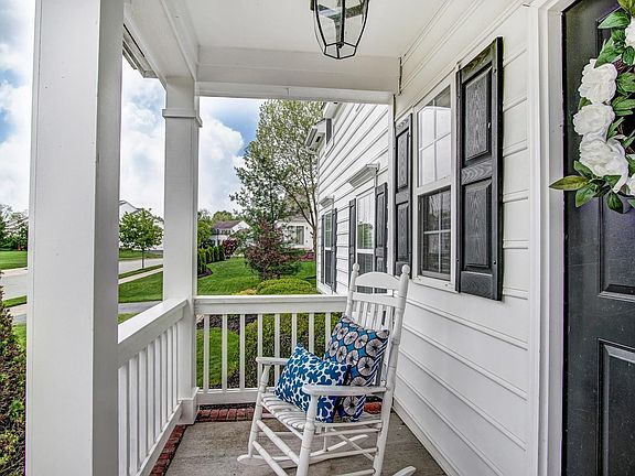 3rd image of 477 Sunridge Dr