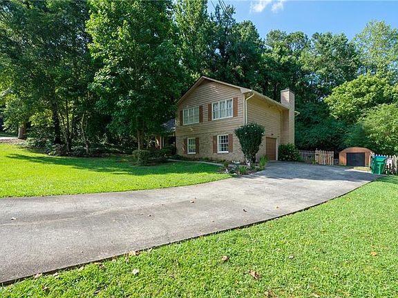 2nd image of 3891 Herren Dr SW