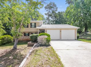 1005 Lombardy Way, Jonesboro, GA