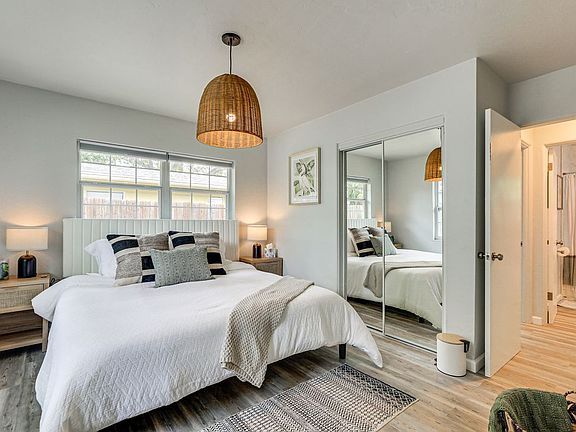 4th image of 716 Gillespie Ave #716
