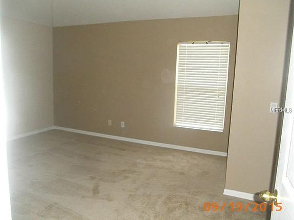 5th image of 810 Straw Lake Dr