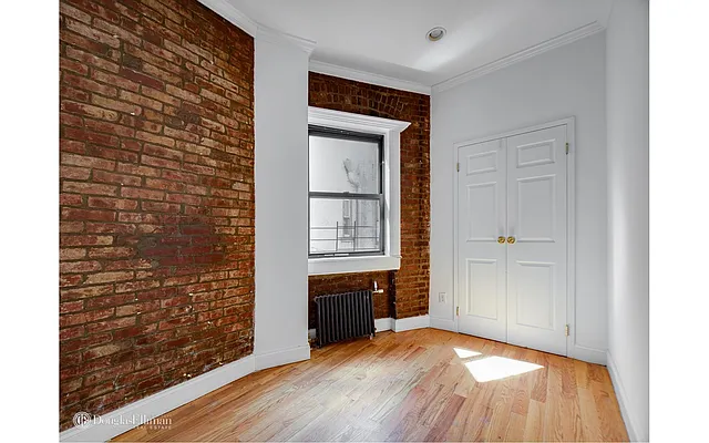 Rented by Douglas Elliman | media 21