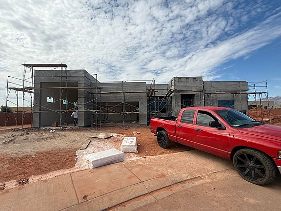 2nd image of 565 W 30 S