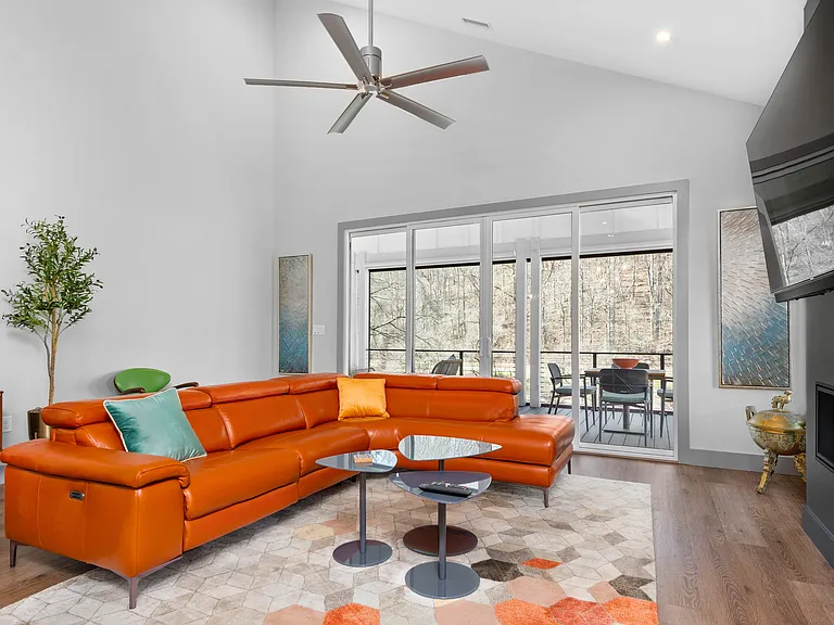48 Chimney Stone Way — Photo 11