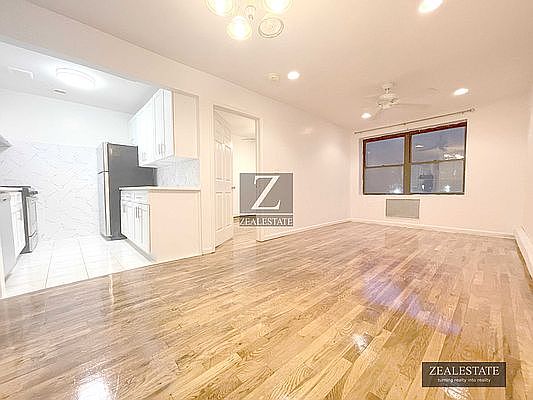 2nd image of 372 Lefferts Ave APT 2