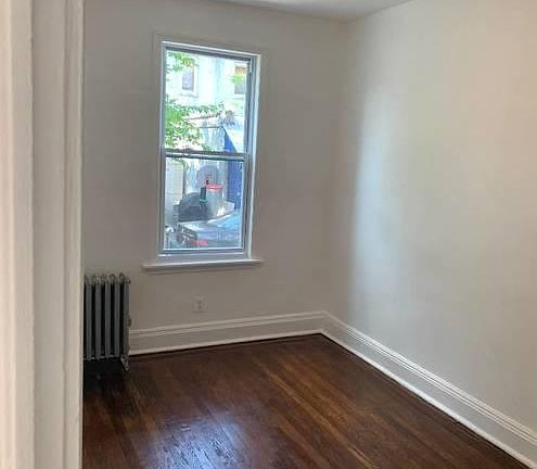 4th image of 2951 Lawton Ave