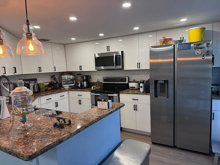 8851 NW 110th Pl #1407 — Photo 3