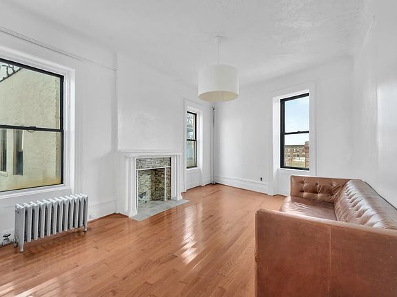 2nd image of 94 Hamilton Pl APT 7B