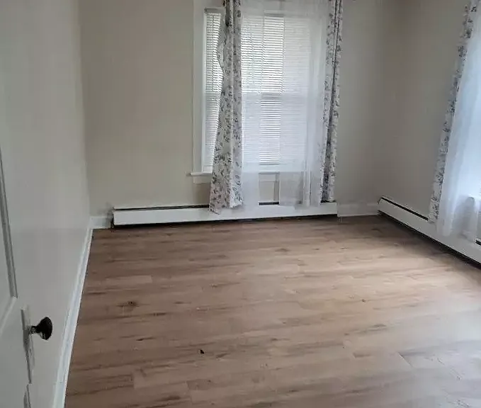 464 W Penn Ave #1 — Photo 3
