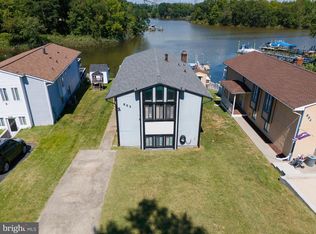 802 Waterview Dr, Baltimore, MD 21226