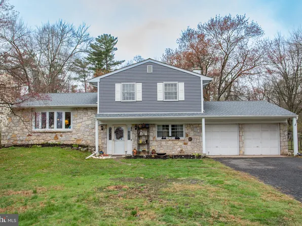 36 Layle Ln, Doylestown, PA 18901