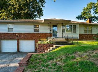 10721 W 91st St, Overland Park, KS 66214