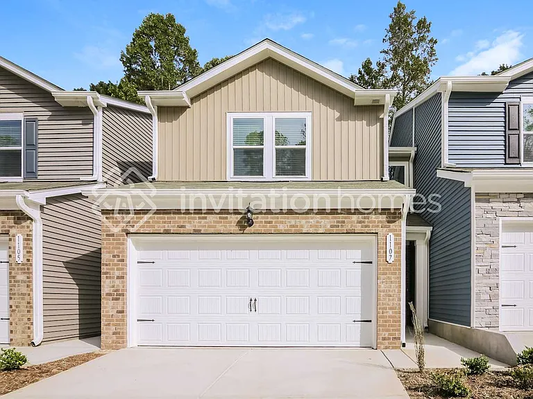 1107 Greenville Way — Photo 1