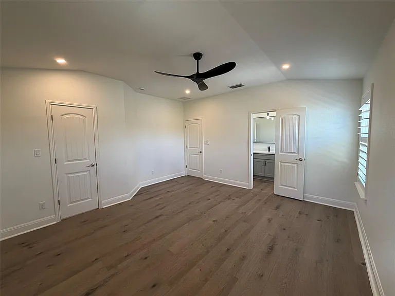 7801 Aria Loop — Photo 31
