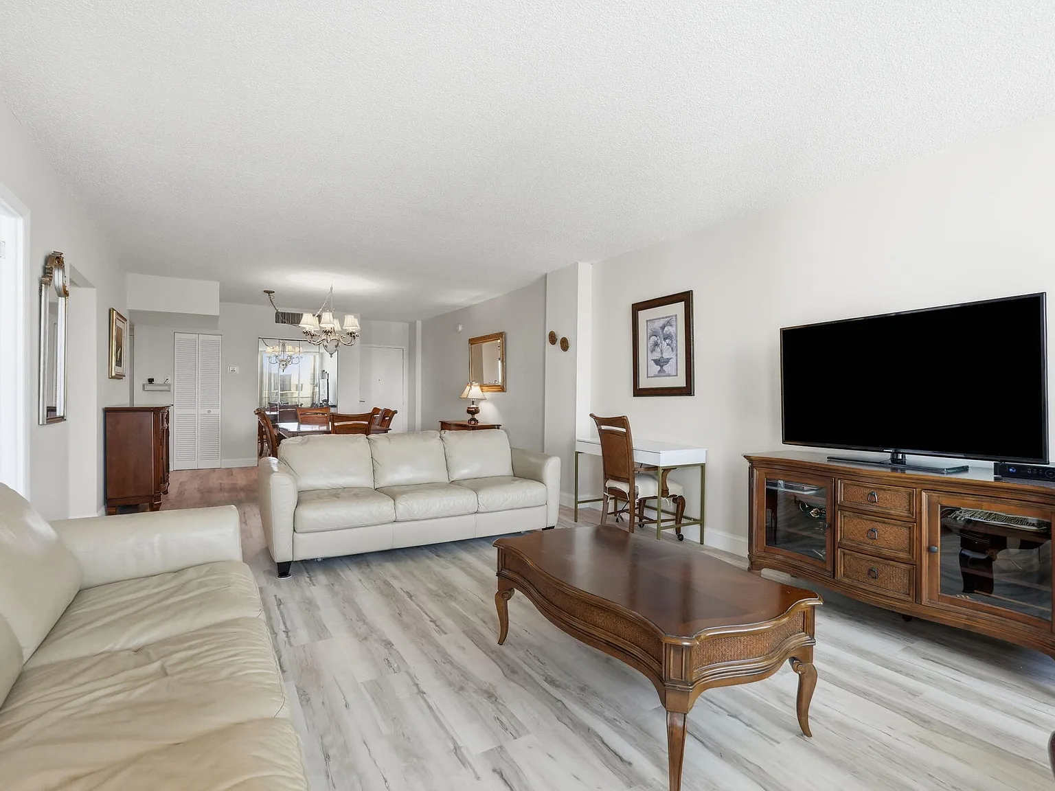 1 bed, 1.5 bath, 1008 sqft, $2,850 — Photo 4